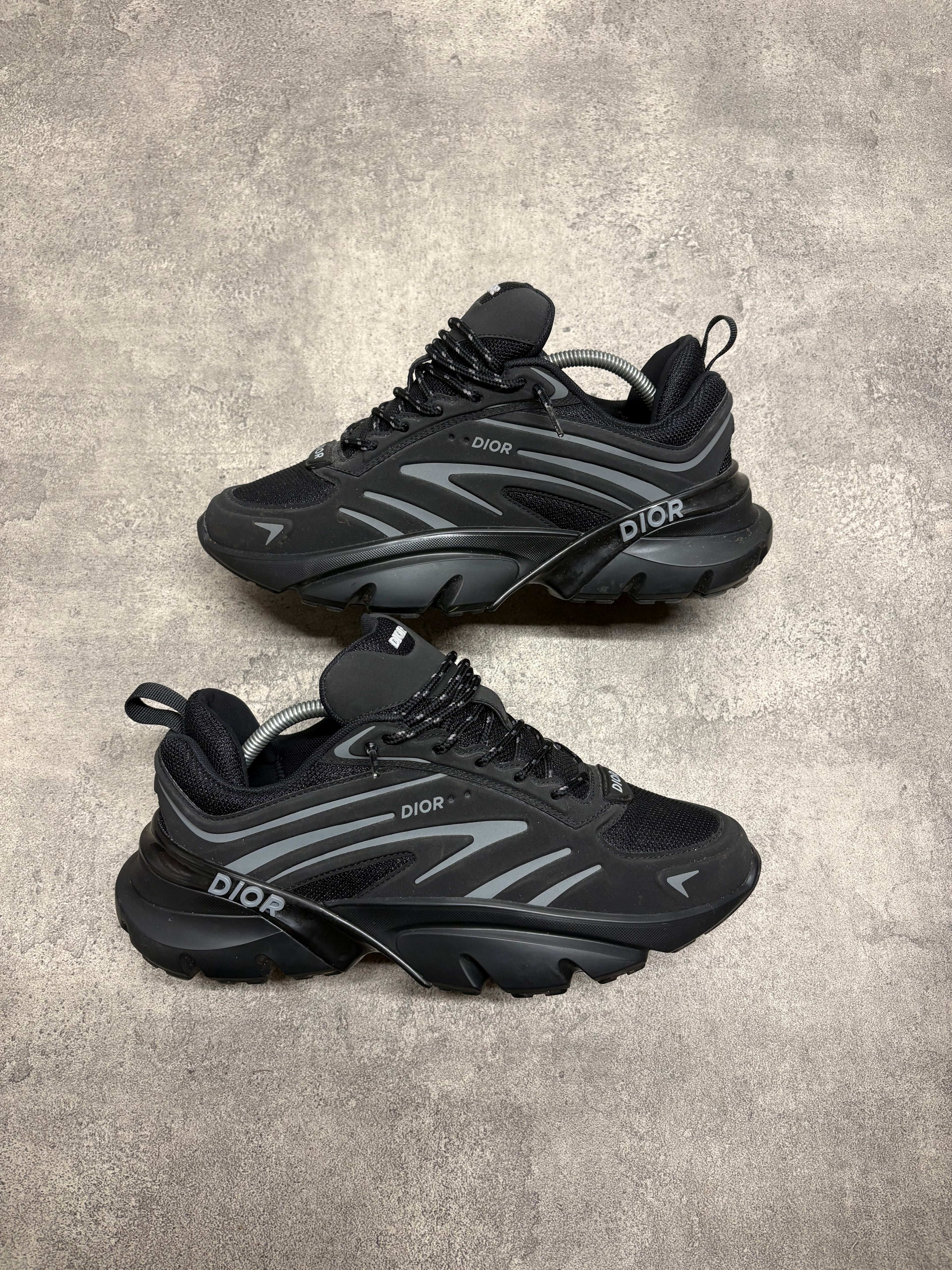 Dior B44 Triple Black